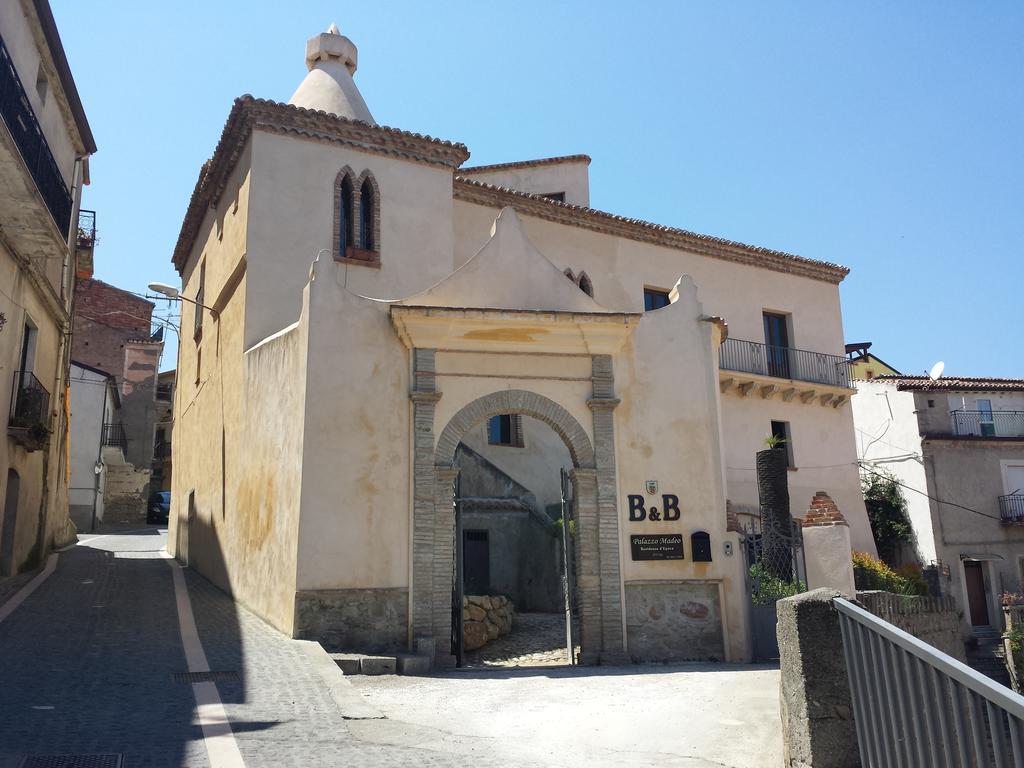 Bed and Breakfast Palazzo Madeo - Residenza D'Epoca à Crosia Extérieur photo