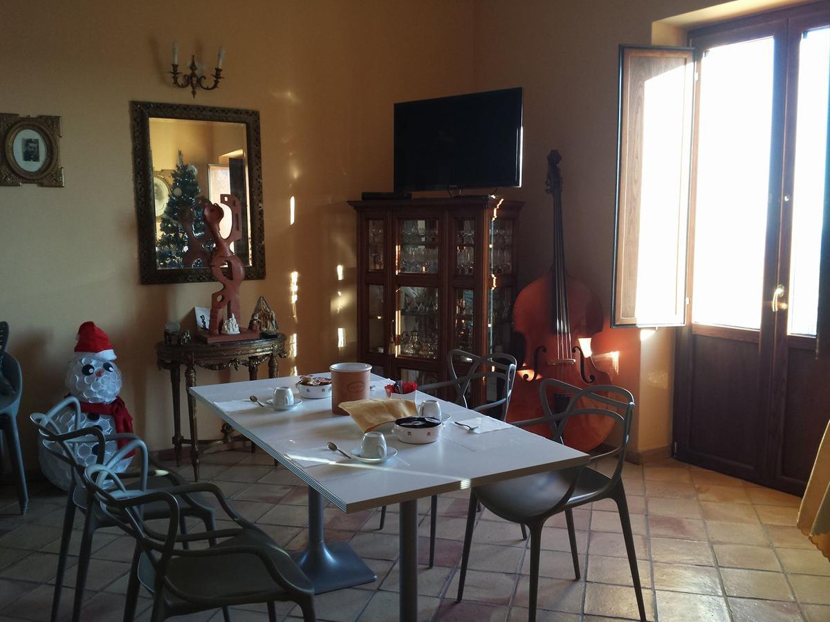 Bed and Breakfast Palazzo Madeo - Residenza D'Epoca à Crosia Extérieur photo