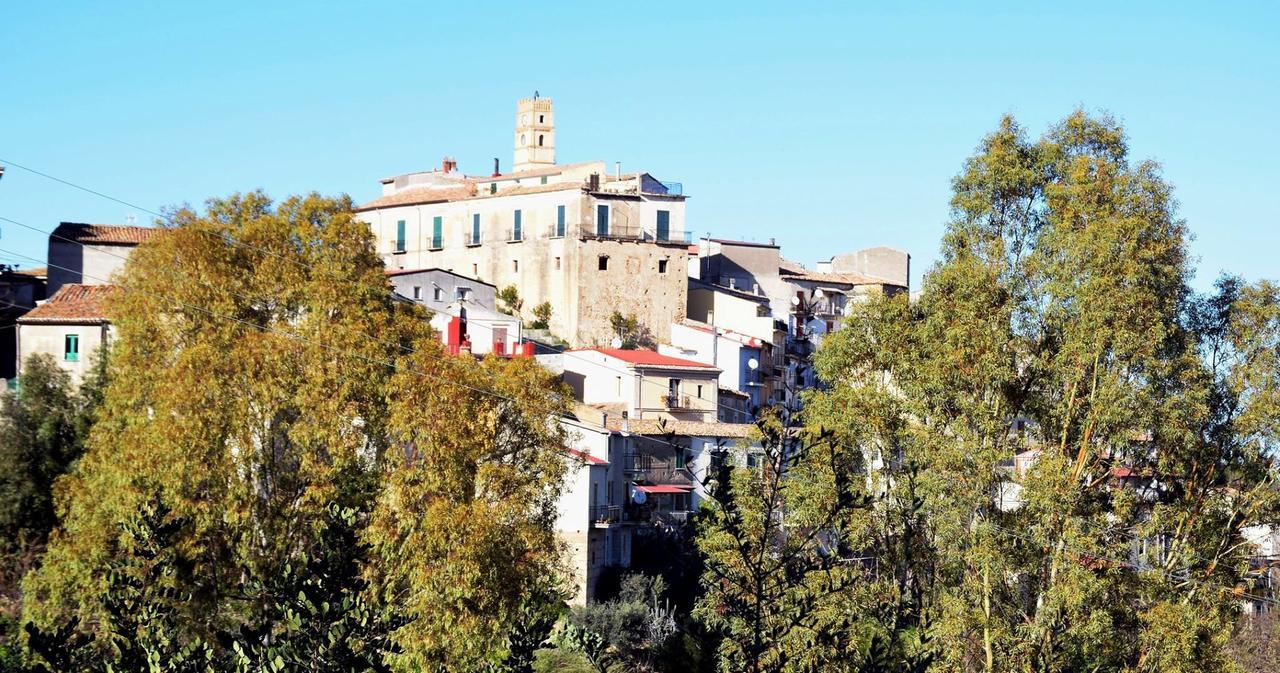 Bed and Breakfast Palazzo Madeo - Residenza D'Epoca à Crosia Extérieur photo